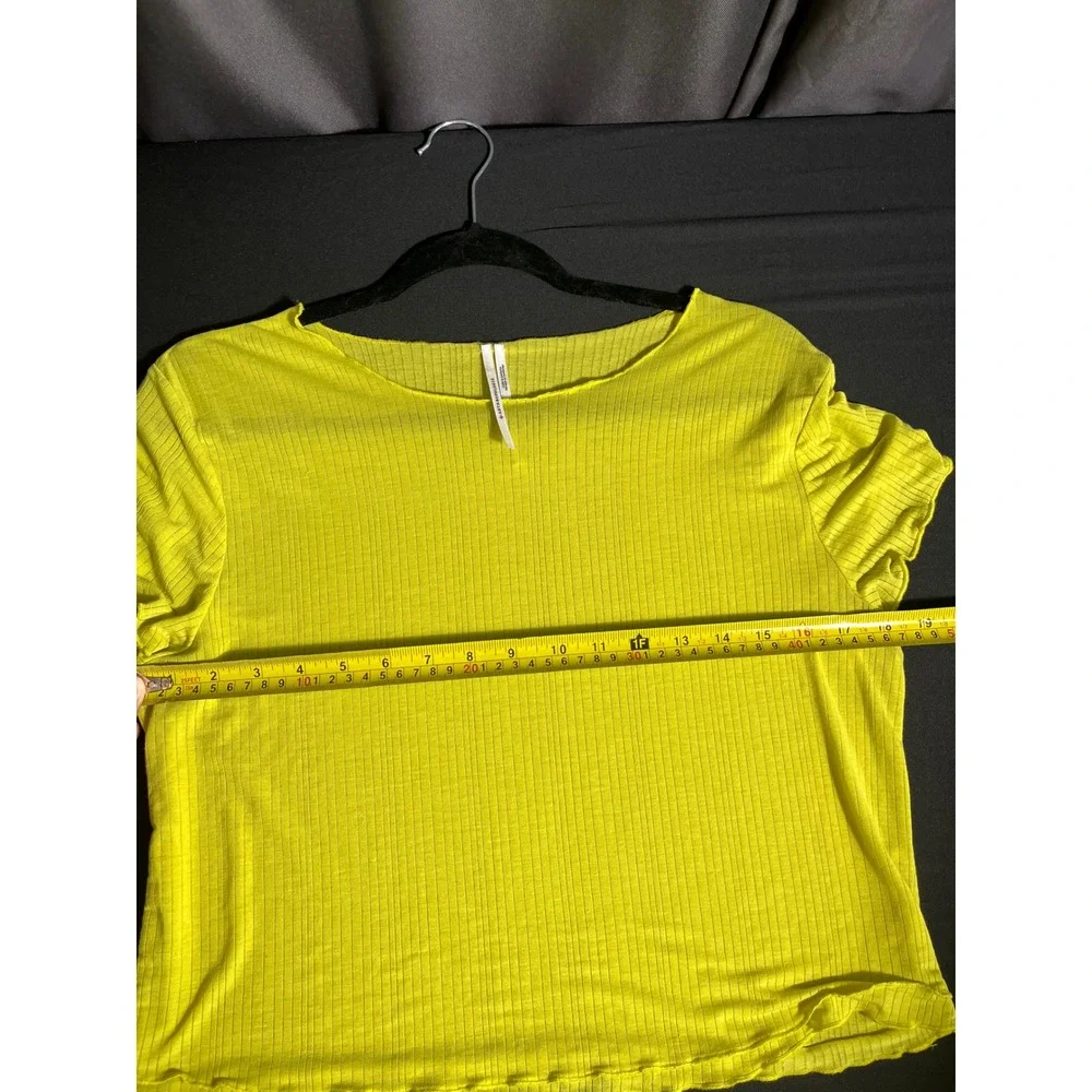 Anthropologie Lime Green Ribbed Ruffle Lounge Pajama Set Top Shorts M